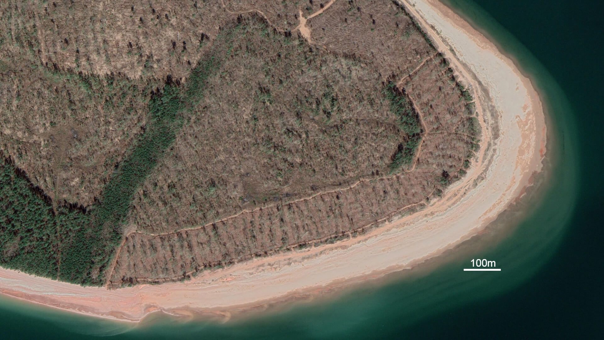 Спутниковые снимки: Maxar Technologies / Google Earth