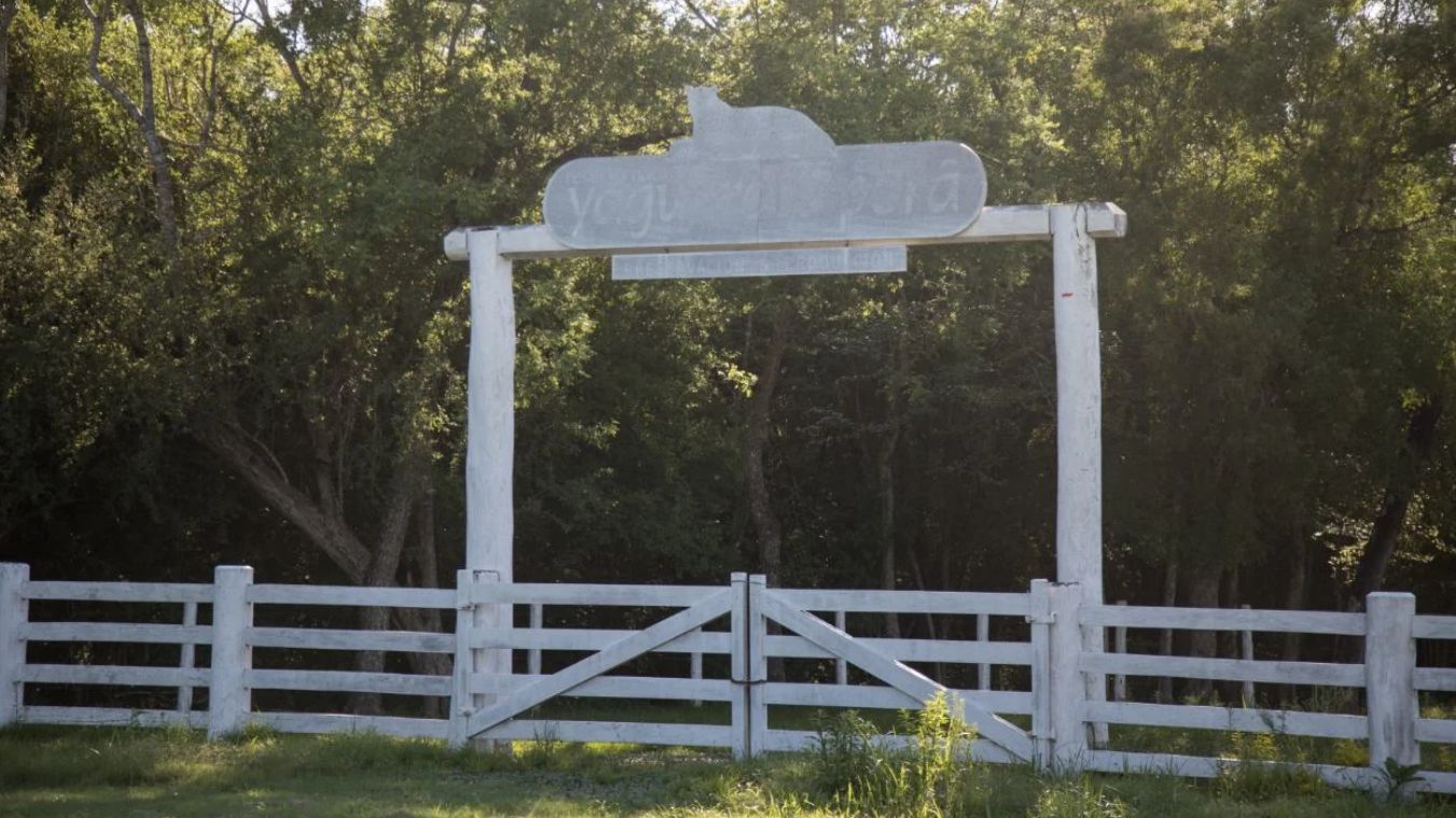 Entrance to a ranch owned by Yaguareté Porã, a Brazilian firm linked to illegal clearances in Paraguay © Earthsight